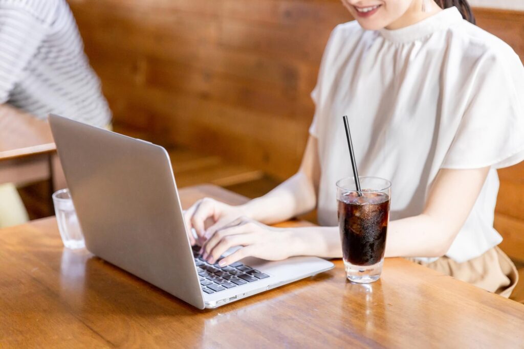 Webライターの案件獲得、連絡に便利なサービス2選