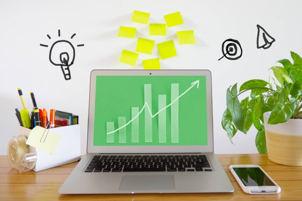 Webライターは独学でなれる？資格は必要？